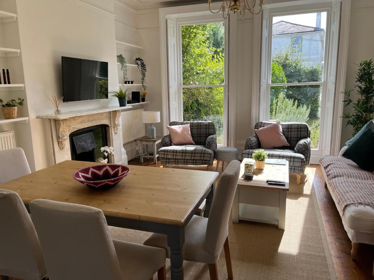 Elegant Bloomsbury Apartment In Tunbridge Wells Zewnętrze zdjęcie